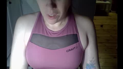 Kira online show from 12/05/25, 02:03