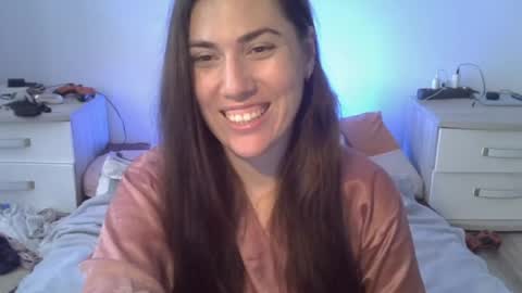 Kira online show from 06/04/26, 12:11