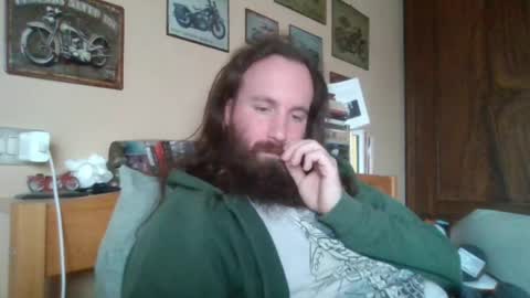 yeti_92 online show from 04/01/26, 01:41