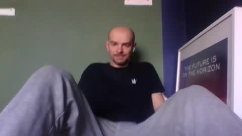 yewloo online show from 11/07/25, 06:57