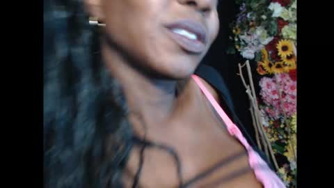 Ms. Mina online show from 12/04/25, 08:28