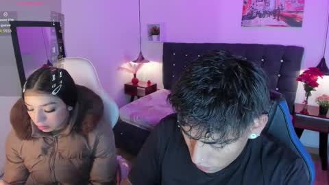 Snapshot of yiing_and_yang chatting on 10/04/25, 10:35 Yiing and yang online show from 10/04/25, 10:35