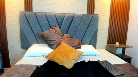 Ying online show from 02/09/26, 10:03