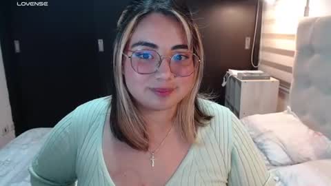 hii i am yini online show from 06/25/26, 05:12