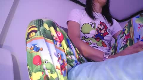 Yiny online show from 01/06/25, 01:19