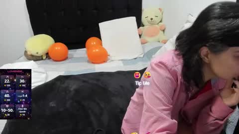 yinyyanghot online show from 10/23/25, 11:09