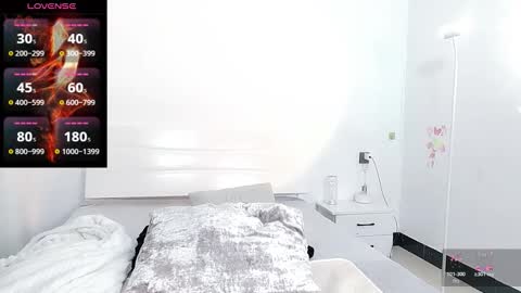 yiwa2025 online show from 02/08/26, 12:08