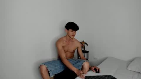 yizus_bonz online show from 10/25/25, 12:07