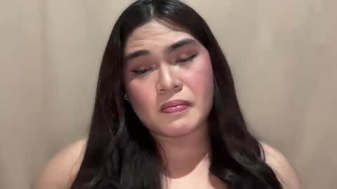 yllana love online show from 12/20/24, 05:18