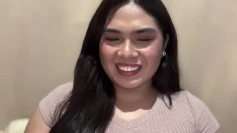 yllana love online show from 12/20/24, 10:00