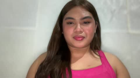 yllana love online show from 01/28/25, 12:54