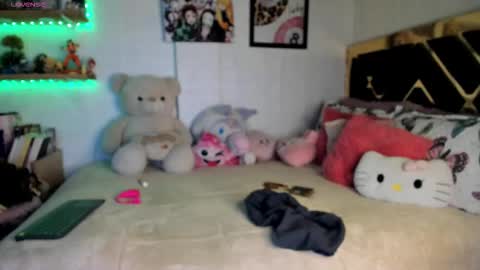 lucy online show from 09/28/25, 06:19