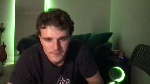 yngdesire1 online show from 12/01/25, 09:03