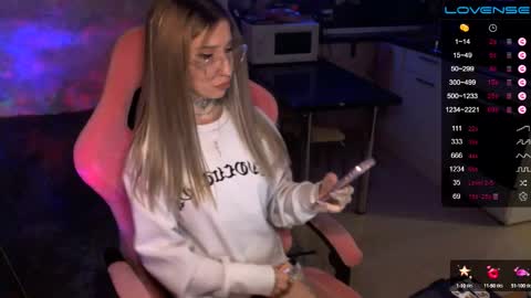     online show from 12/14/24, 02:01