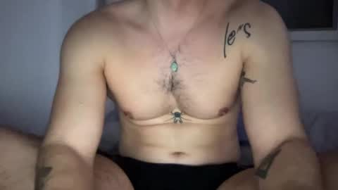 Snapshot of yngspaniard chatting on 12/21/24, 10:30 yngspaniard online show from 12/21/24, 10:30