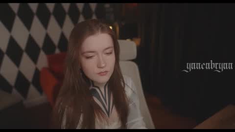 ynnenbrynn online show from 11/26/25, 08:37