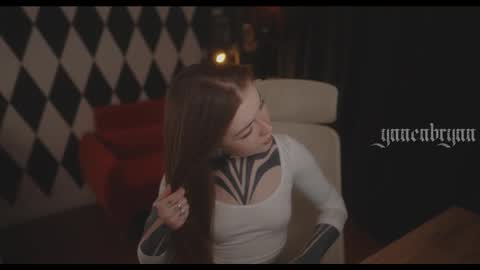 ynnenbrynn online show from 12/03/25, 06:43