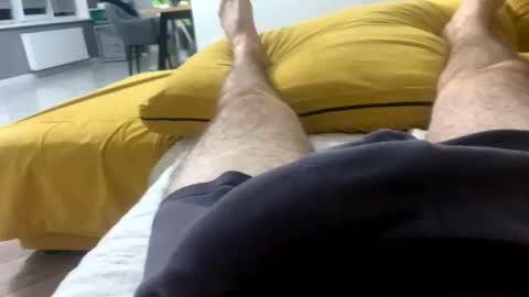 Snapshot of ynno31 chatting on 10/01/25, 10:27 Giannis online show from 10/01/25, 10:27