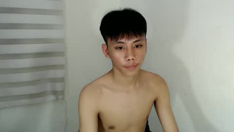 ynotyu online show from 10/22/25, 03:51