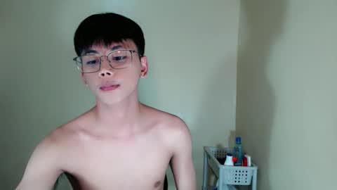 ynotyu online show from 11/05/25, 01:55