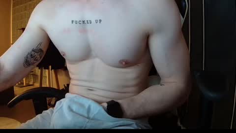 Snapshot of yo__an chatting on 12/18/24, 11:40 Yo an online show from 12/18/24, 11:40