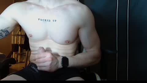 Snapshot of yo__an chatting on 12/27/24, 12:39 Yo an online show from 12/27/24, 12:39