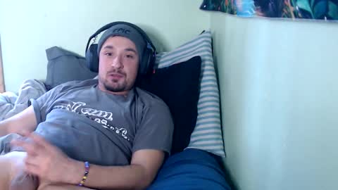 yobleez online show from 02/18/26, 06:04