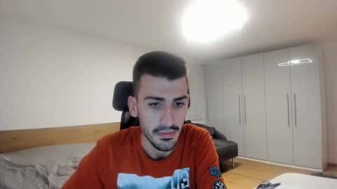 yoda130305 online show from 11/02/25, 04:53