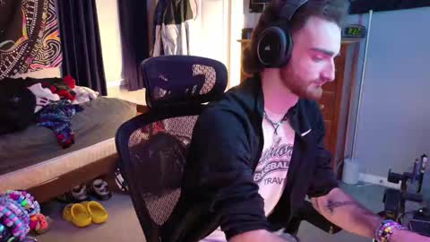 Yogurtmaker online show from 01/11/26, 01:32