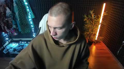 You can ask my name in pm online show from 10/16/25, 04:57