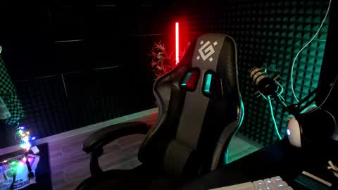 You can ask my name in pm online show from 01/07/26, 04:09