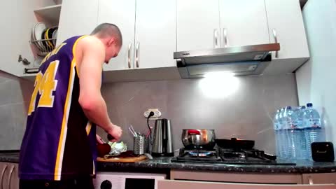 You can ask my name in pm online show from 02/12/26, 01:50