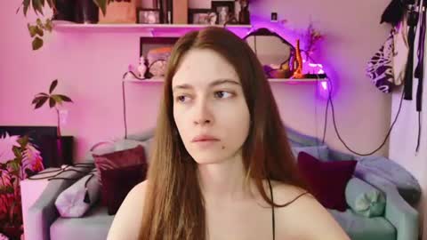 Snapshot of yoka_paradoxxx chatting on 07/10/26, 09:34 yoka_paradoxxx online show from 07/10/26, 09:34