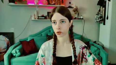Snapshot of yoka_paradoxxx chatting on 08/02/26, 10:46 yoka_paradoxxx online show from 08/02/26, 10:46