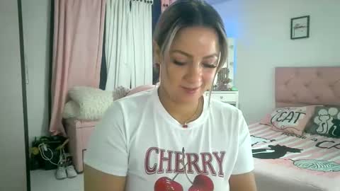 yokiko online show from 11/05/25, 02:50