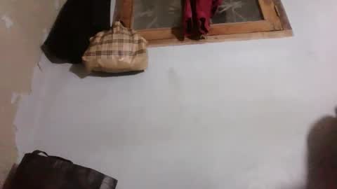 yolandrina05 online show from 09/12/25, 04:40