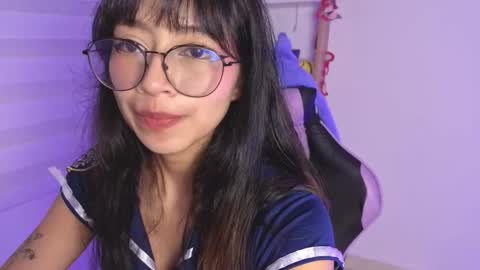 Yommi Winx online show from 11/12/25, 02:12