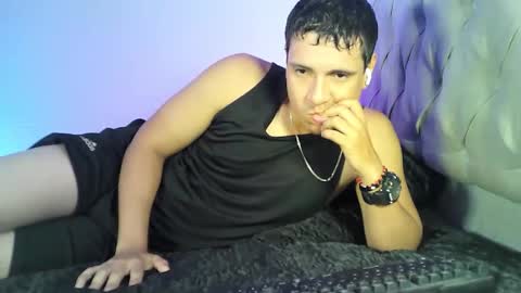 Yonat online show from 03/22/26, 01:42