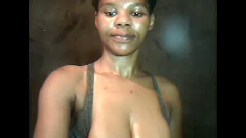 amazingkellyxx online show from 01/03/25, 10:52