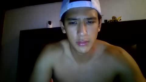 yongmodel00 online show from 04/05/26, 03:04