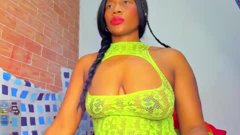 yonnsol_avril online show from 01/05/25, 06:24