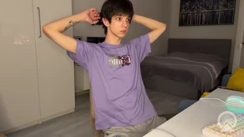 Yoo Dee Ohh online show from 04/04/26, 02:36