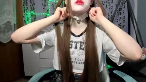 yoonhee_ki online show from 03/26/26, 03:28