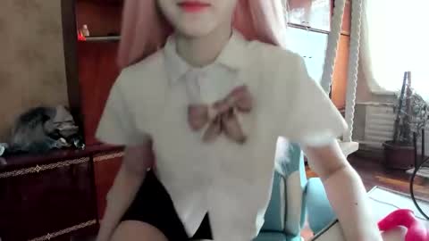 Yoonhee Kiss online show from 10/16/25, 10:05