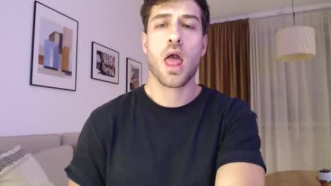 Yoooups online show from 12/14/25, 05:18