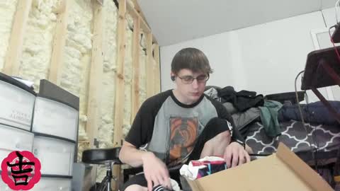 yosh online show from 02/03/25, 06:02