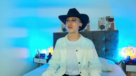 Yoshua Smith online show from 05/03/26, 07:42