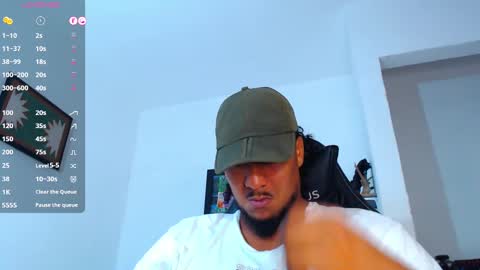 Enzo online show from 10/14/25, 03:29