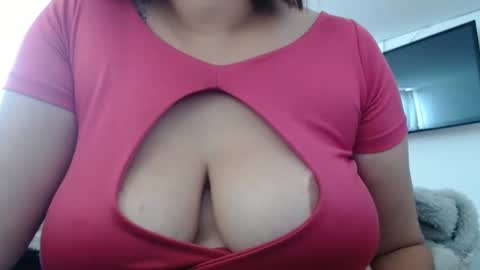 Snapshot of yoss_big88 chatting on 01/29/25, 02:00 yoss big88 online show from 01/29/25, 02:00