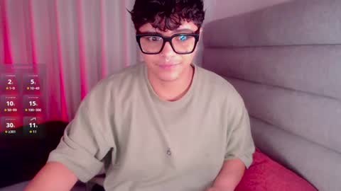 Snapshot of yossefmout chatting on 06/11/26, 11:30 Yossef online show from 06/11/26, 11:30